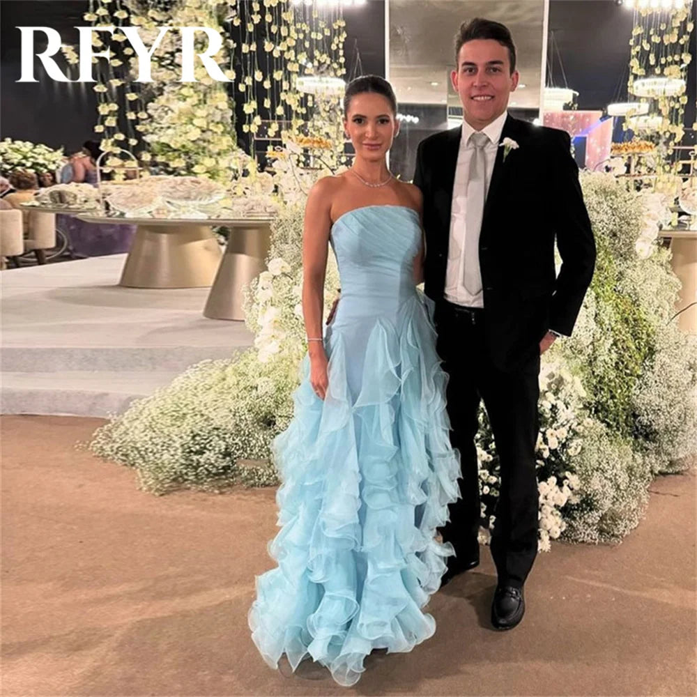 RFYR Abito da ballo blu cielo Abiti da festa da sera senza spalline Abito da spiaggia Lunghezza pavimento Vestido a strati Abiti da festa formali personalizzati