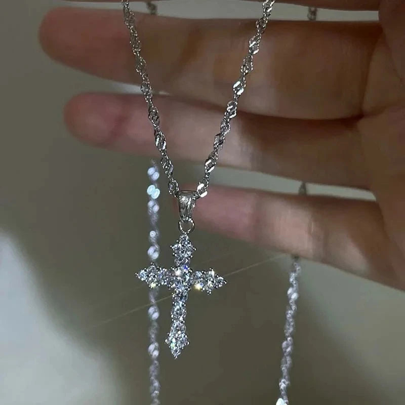 Collier pendentif croix zircon cristal brillant pour femmes filles punk couleur argent collier chaîne fine bijoux de fête cadeau d'anniversaire