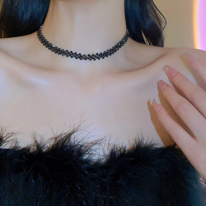 Collana girocollo di lusso con strass pieni lucidi per le donne Collane di cristallo geometriche personalizzate Regali per feste di gioielli da sposa