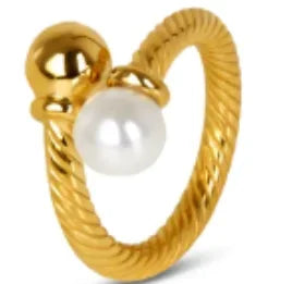 Anello minimalista con cuore d'amore in acciaio inossidabile per donna Anelli con zirconi intarsiati Gioielli di moda romantici impermeabili color oro