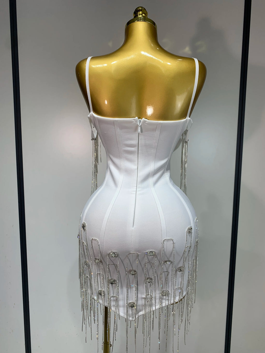 Abito sexy con fasciatura senza maniche aderente con cinturino per spaghetti senza schienale Elegante abito da ballo Abiti da compleanno di lusso per feste serali da club
