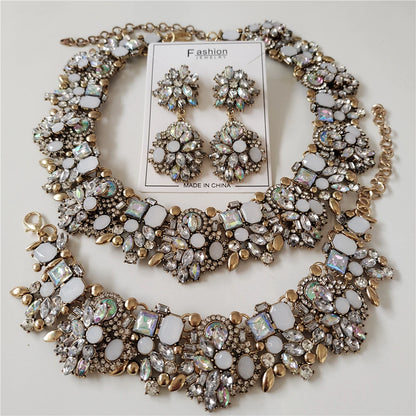 Parure de bijoux de luxe en cristal et strass pour femme, collier, bracelets et boucles d'oreilles, style indien, pour mariage, 2025