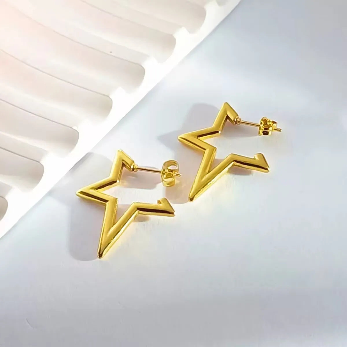Harajuku Punk Grande Stella Orecchino Irregolare Scava Fuori Alien Metallo Pentagramma Ear Stud per Le Donne Cool Girl Trend Y2K Gioielli NUOVO Har