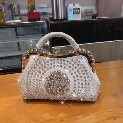 Borsa a tracolla di alta qualità da donna estate 2024 nuova borsa a tracolla di nicchia con texture esplosiva borsa di grande capacità tempestata di diamanti