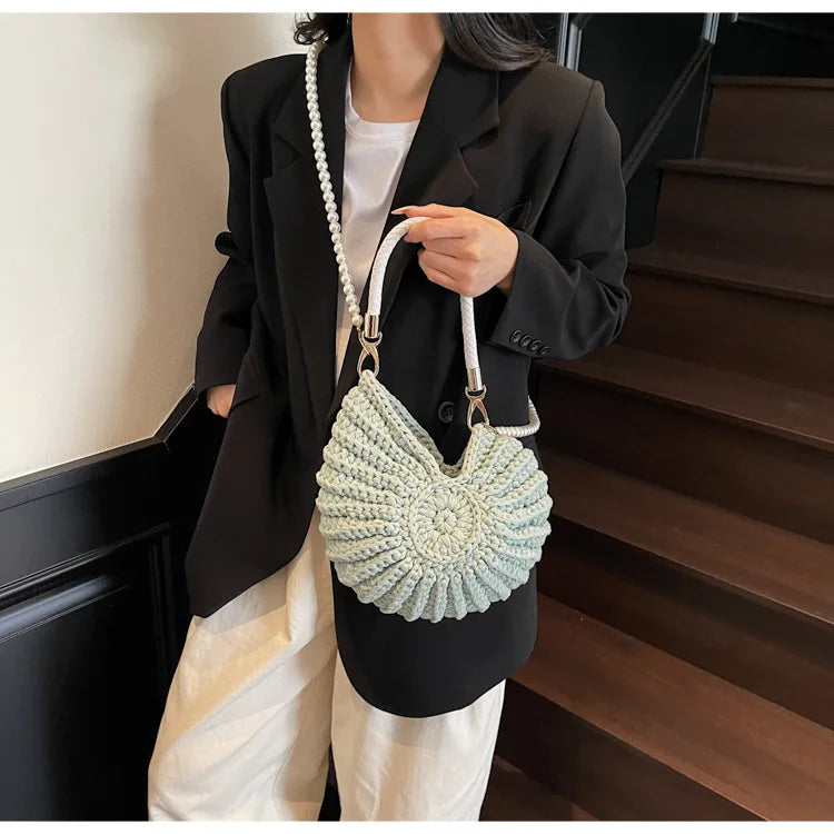 Borse a tracolla da donna all'uncinetto a forma di conchiglia creativa Divertenti catene di perle carine Borsa a tracolla in tessuto fatto a mano Novità piccole borse