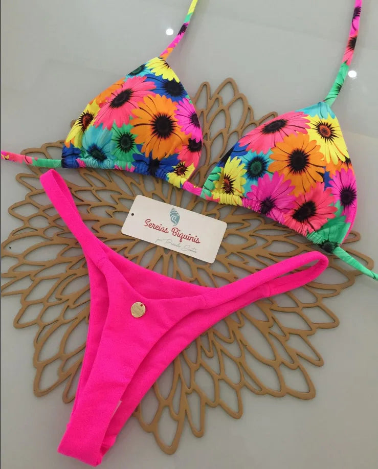2026 Neuer sexy Micro-Bikini-Set mit Prints für Damen, Urlaub-Badeanzug, Schnür-Bademode, 2-teiliges Set, rückenfreier brasilianischer Biquini, Strandmode