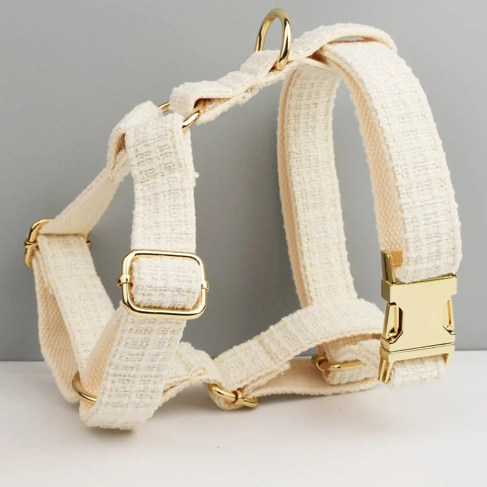 Collare per cani bianco Lusso Nuovo Pettorina per cani regolabile Guinzaglio per cani Set di fibbie in metallo incisibile per cani di piccola e media taglia Forniture per animali domestici