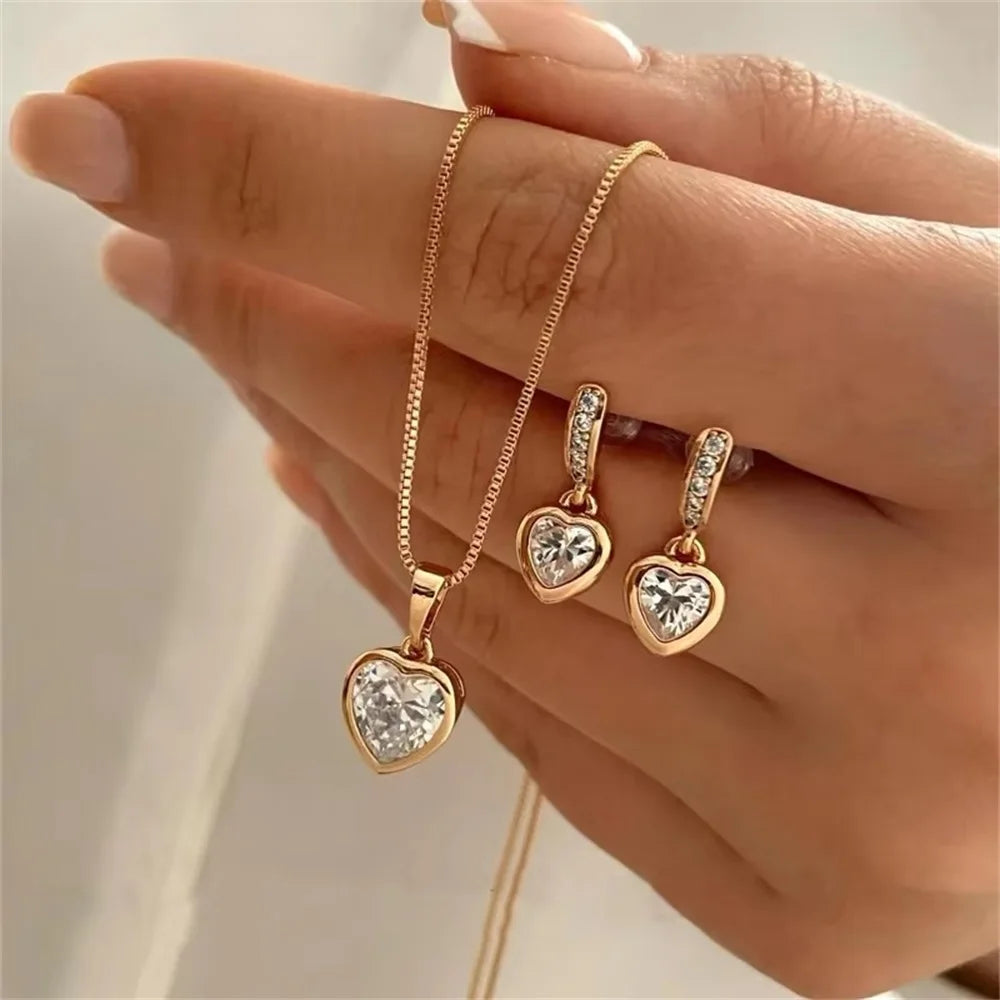 Set di gioielli con ciondolo a forma di cuore da 3 pezzi di collana con pendente per orecchini per le donne Set di gioielli con doppio cuore con strass di moda squisita regalo