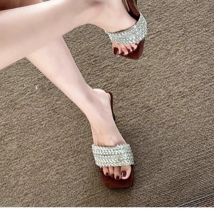 Sandali classici con tacco alto con rivetti Ciabatte con tacco grosso da donna Eleganti pantofole semplici Primavera Estate Nuovo stile Casual per il tempo libero