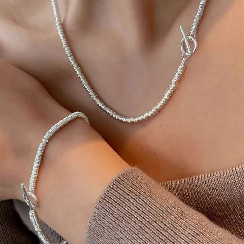 2024 Neuer Trend Sommer OT-Schnalle dicke Kette Schmucksets für Frauen Statement Halskette Armband sexy Urlaubs-Party Schmuckgeschenke