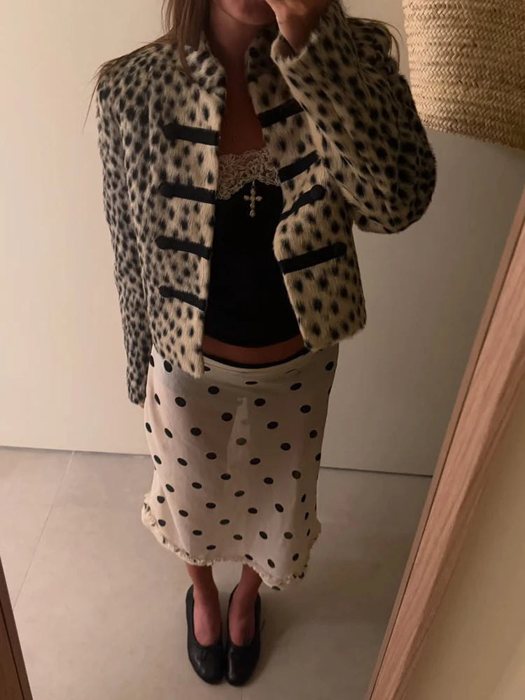 Giacca Corta da Donna in Stile Retrò Y2k con Motivo Leopardato, Collo Alto, Chiusura Orientale a Rana, Maniche Lunghe, Pelliccia Morbida, per Appuntamenti e Streetwear
