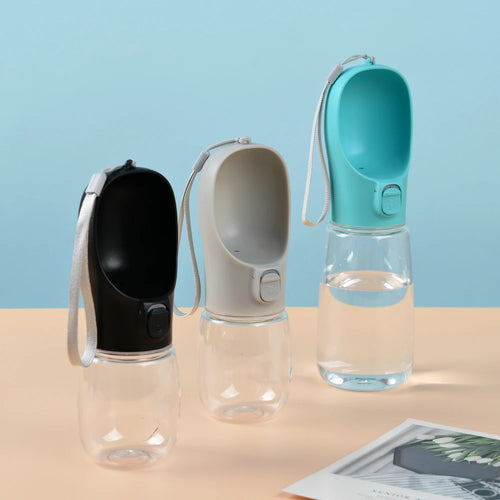 550ML Pet Bottiglia d'acqua portatile per cani Escursionismo all'aperto Ciotole per cani di piccola taglia media Gatti Chihuahua Bulldog Forniture per animali domestici