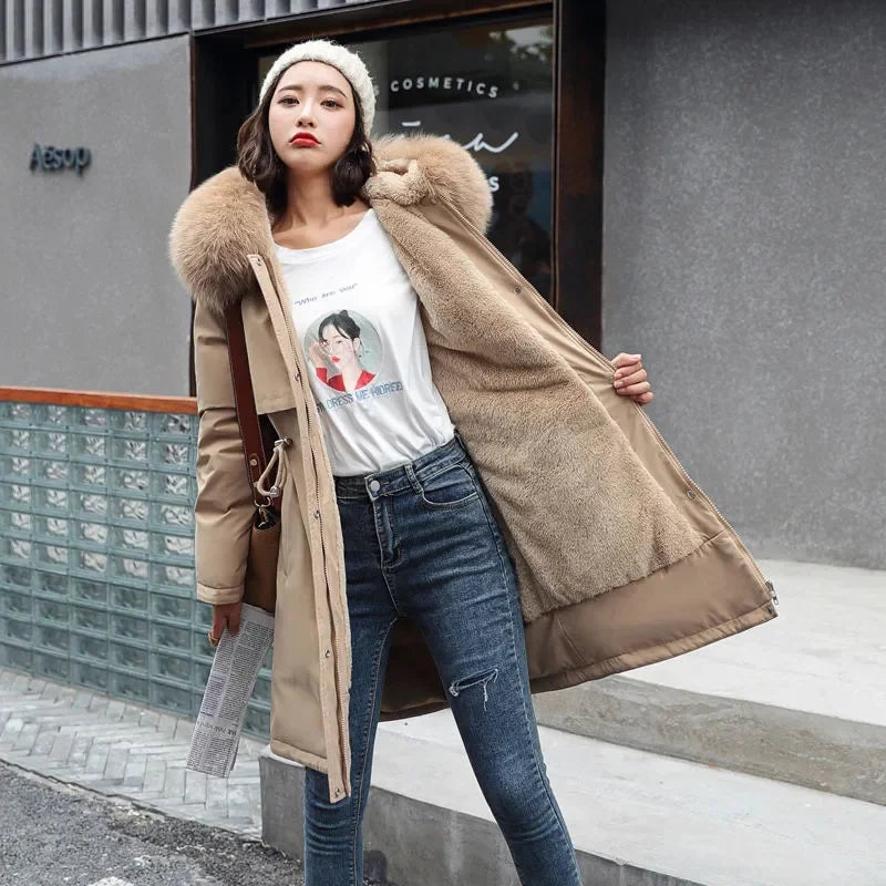Giacca Invernale 2026 Nuova Parka da Donna Cappotto Lungo con Fodera in Lana Giacca con Cappuccio Collo in Pelliccia Spessa e Calda Abbigliamento da Neve Parka Imbottito 6XL