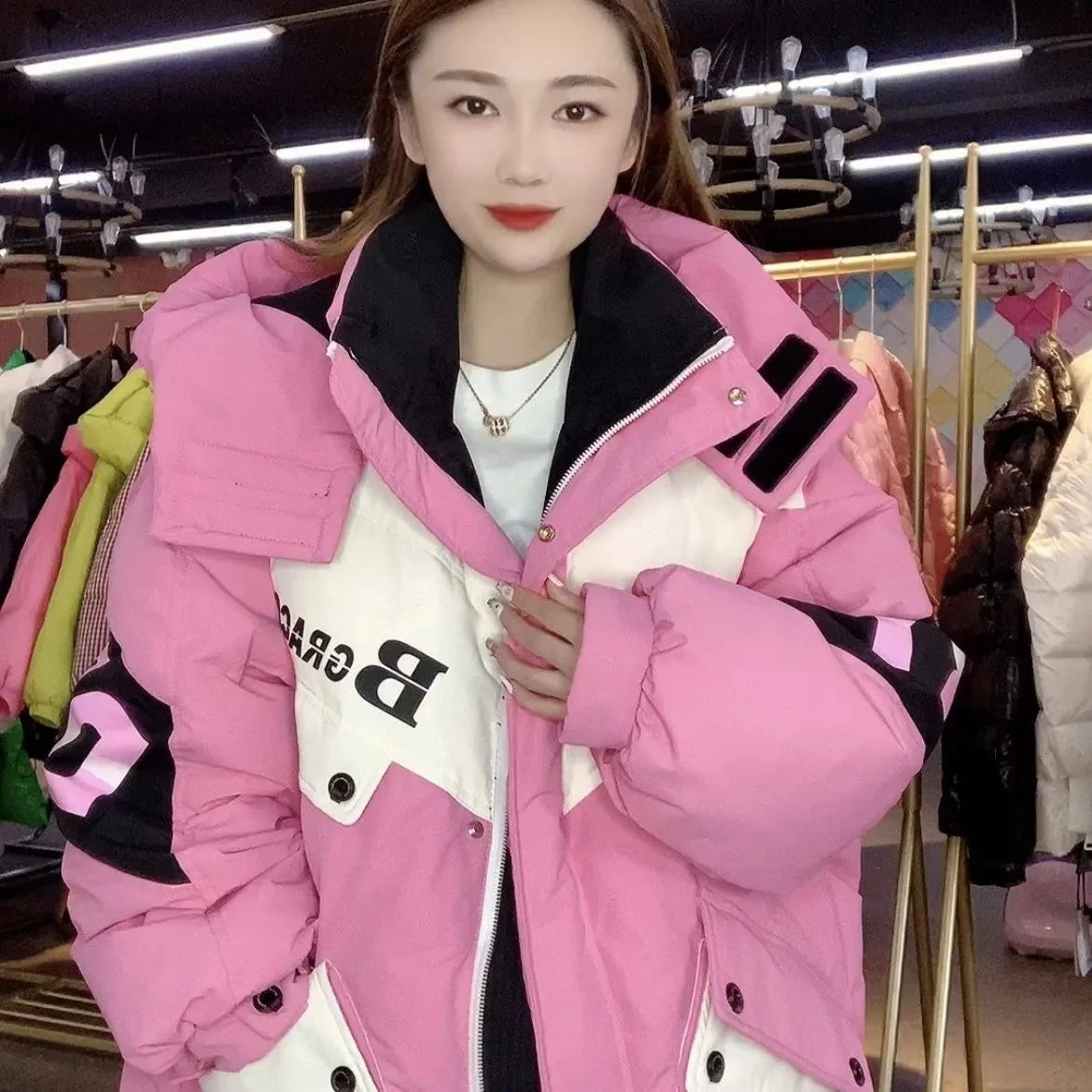 Caldo inverno piumino giacche donna Parka con cappuccio abbigliamento invernale cappotto da neve Casual spessa piumino corto brillante Streetwear
