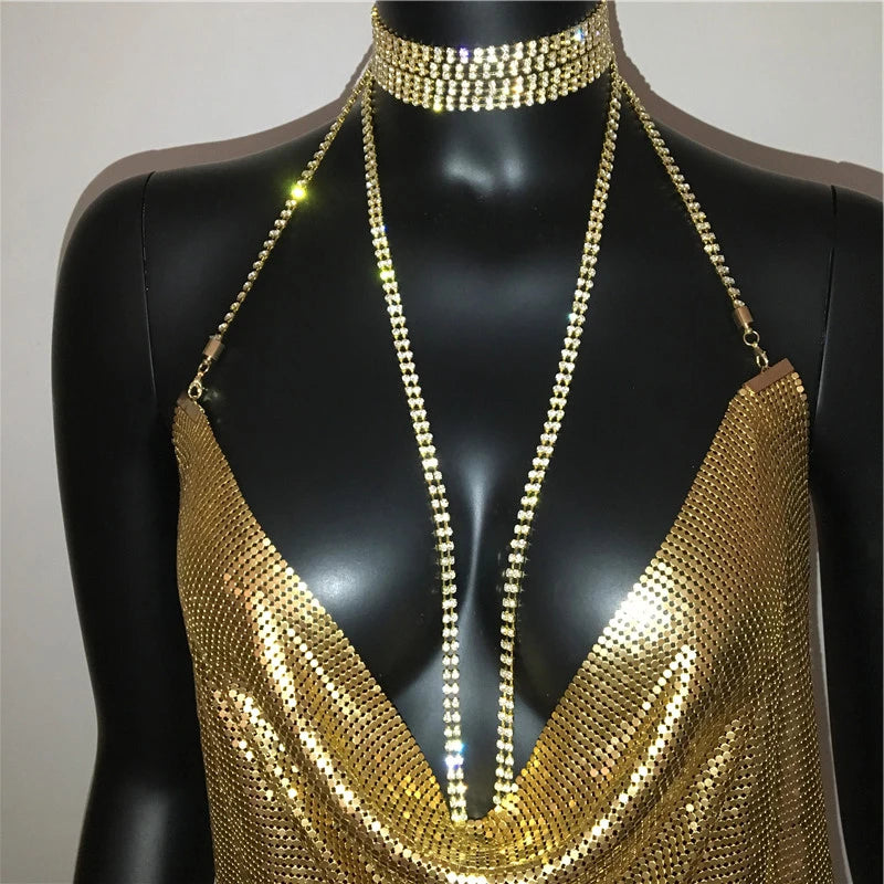 AKYZO Mini abito patchwork con paillettes dorate sexy Donna senza maniche Taglio basso Catene di metallo Halter Slim Abiti da festa da discoteca affascinanti