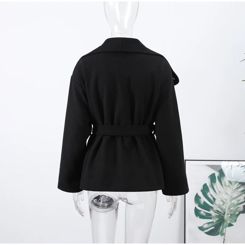 Elegante Cappotto Corto con Colletto Rialzato da Donna, Casual, Ampio, con Bottoni, Maniche Lunghe, Abbigliamento Esterno Moda Streetwear Autunno Inverno 2026