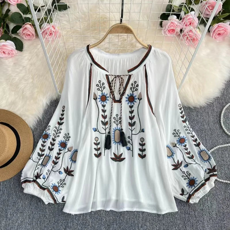 Estate primavera autunno donne Sexy ricamato manica svasata camicetta camicetta donna manica lunga retrò allentato Boho camicetta top femminile