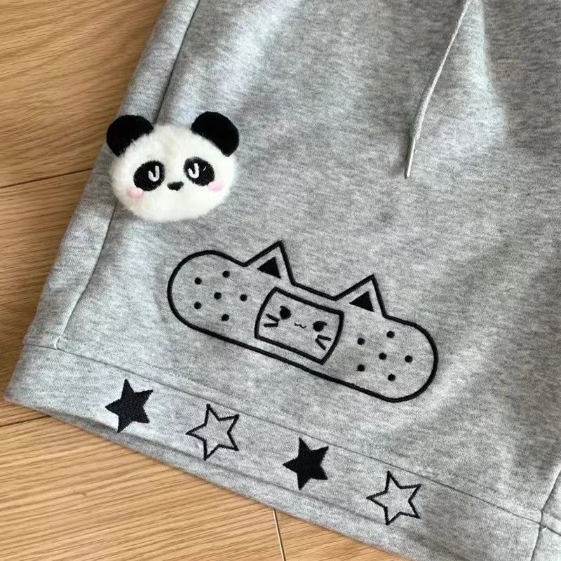 Pantaloncini Kawaii giapponesi da donna Pantaloni corti ricamati con gatto dolce Stile preppy Cute Anime Soft Girl Pantaloncini casual a gamba larga Nuovo