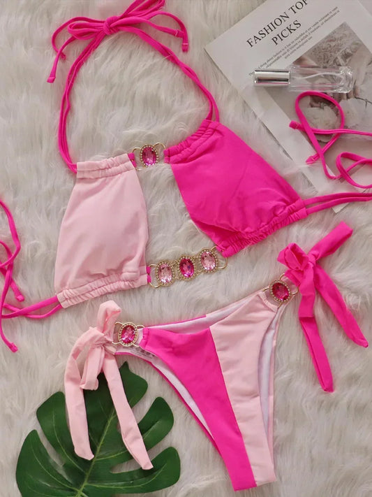 2026 Bikini da donna a due pezzi con scollo all'americana e inserti di diamanti, modello intagliato, costume da bagno da spiaggia