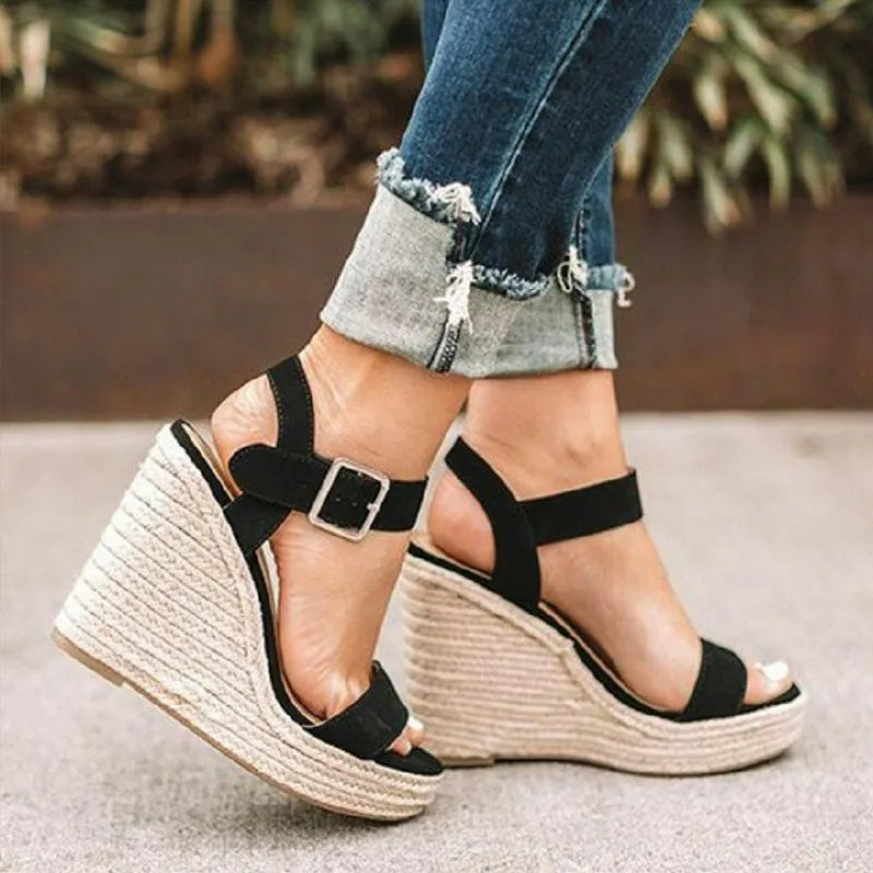 Nouvelles Sandales d'Été pour Femmes, Sandales à Talons Hauts Tendance, Chaussures Compensées Confortables pour l'Extérieur, Sandales Compensées Légères pour Femmes