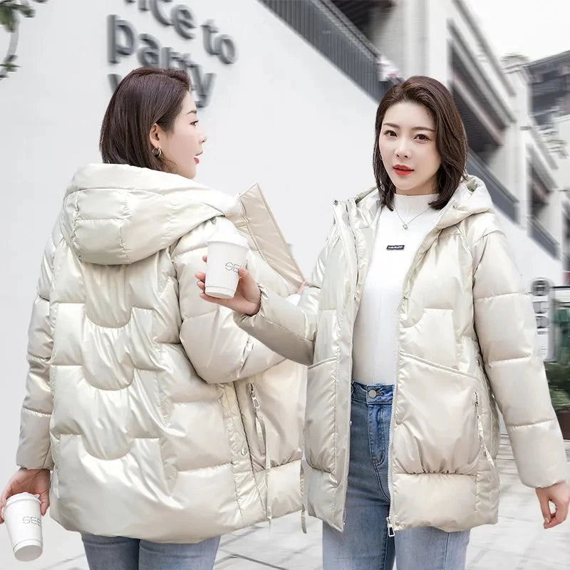 Nuova Giacca Invernale 2026 per Donna, Parka Lucido Imbottito in Cotone, Giacca Femminile Tinta Unita, Cappotto Caldo con Cappuccio