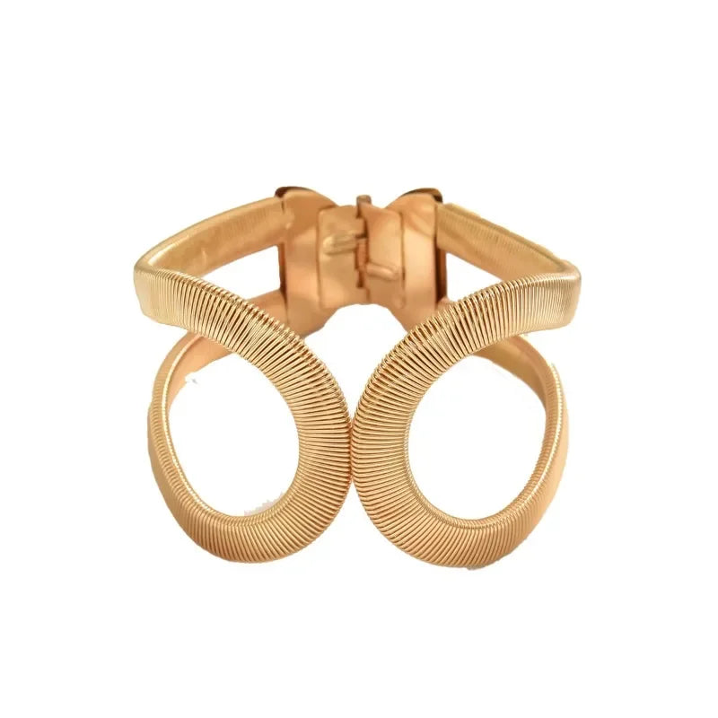 Bracelet de niche pour femmes, style européen et américain simple, bijoux de mode avec design personnalisé à ressort pliable et enveloppant