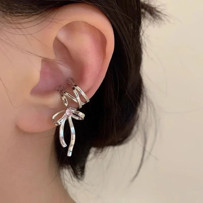 Orecchini con polsino dell'orecchio della farfalla rosa per le donne ragazze Fashion Bowknot No Piercing Clip orecchino Piercing finto Clip di balletto su gioielli
