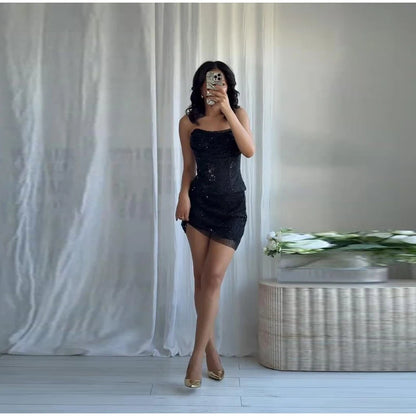 Abito da festa in pelle con ritaglio sexy Guaina senza maniche Lunghezza pavimento Scava fuori Bustier Abito aderente Abiti da sera con cerniera divisa sul retro
