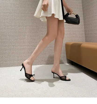 Damen Sommersandalen Elegante Sandalen Damen High Heels Mode Schmetterling Knoten offene Zehen Hausschuhe High Quality Marken Designer Damenschuhe