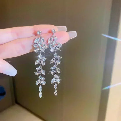 Nuova tendenza della moda Design unico Orecchini rettangolari eleganti e squisiti con zirconi per gioielli da donna Regali premium per feste di nozze