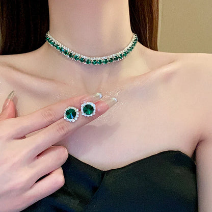 Orecchini a bottone con collana di strass verdi di lusso per le donne collane con Choker di cristallo Set di gioielli per banchetti di matrimoni di moda da donna