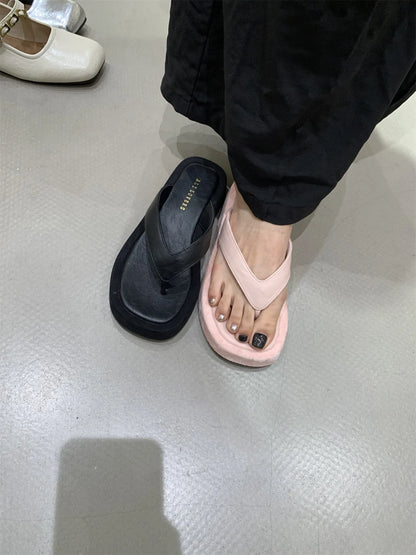 Damen-Slipper für den Sommerurlaub am Strand, modische Plateau-Zehenstegschuhe in Unifarben, minimalistische, vielseitige Damen-Sandalen für den Alltag