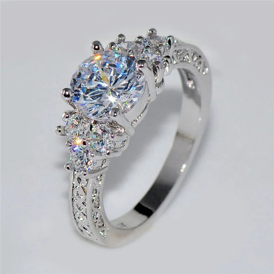 Anelli di fidanzamento color argento moda squisita per le donne Moda pietre zircone bianco Anello anniversario gioielli da sposa da sposa