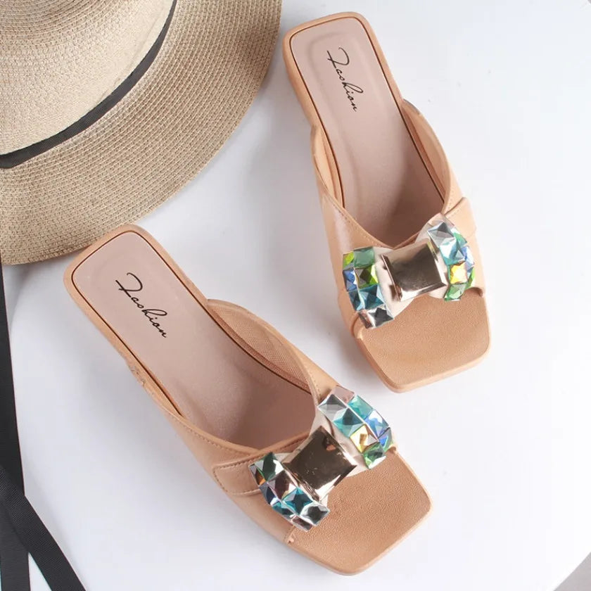 Claques d'été une pièce, nouvelles sandales de plage tendance à strass de couleur unie, chaussures plates décontractées pour femmes