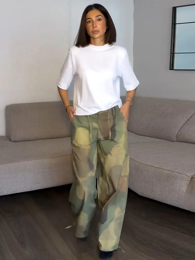 Pantaloni da donna con stampa mimetica, vita con coulisse, gamba larga, taglio ampio, orlo con coulisse, vestibilità comoda, pantaloni casual, streetwear, nuova moda 2026