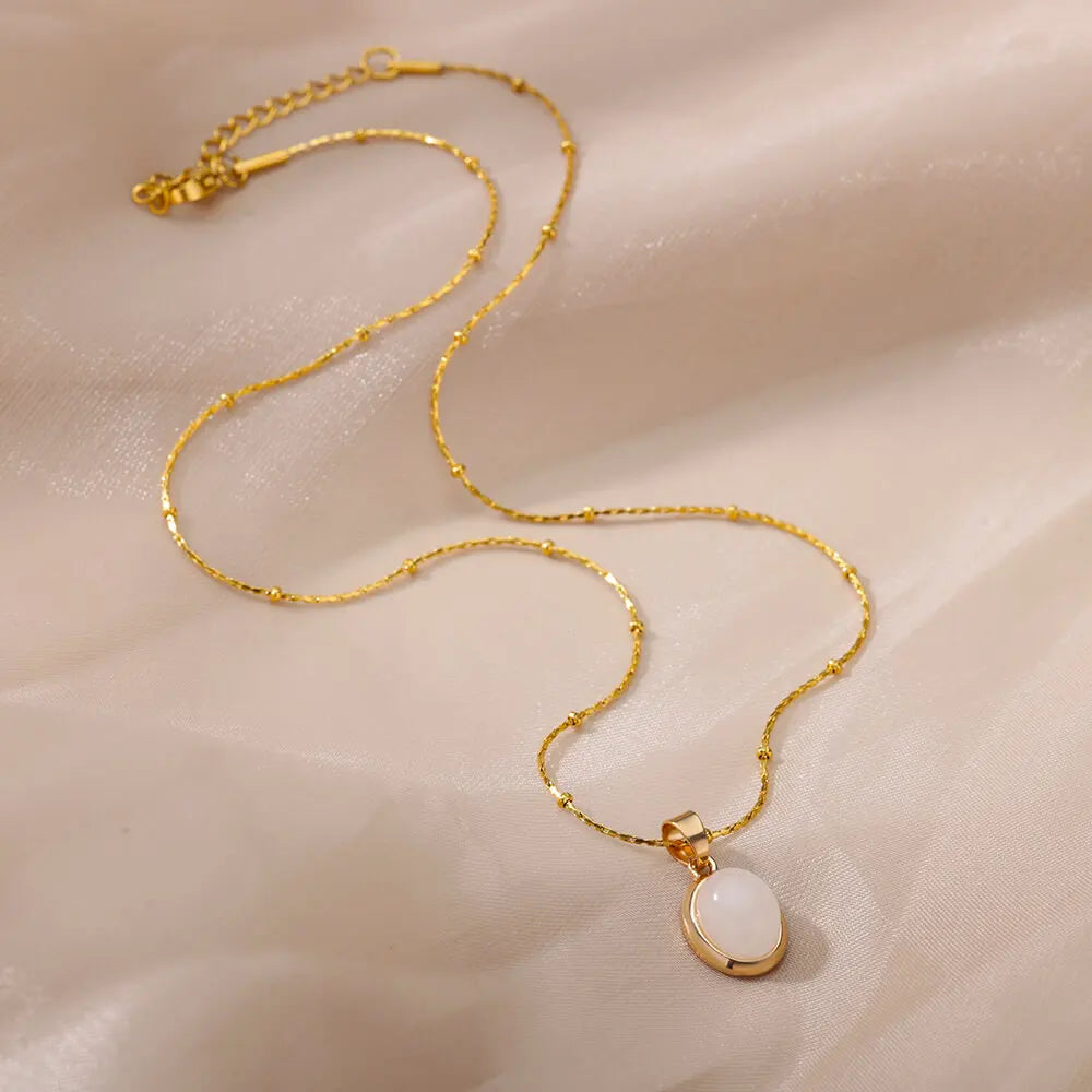Collana ovale in pietra opale di moda per donna Collana con ciondolo in pietra ovale color oro in acciaio inossidabile Regalo di gioielli estetici per matrimonio