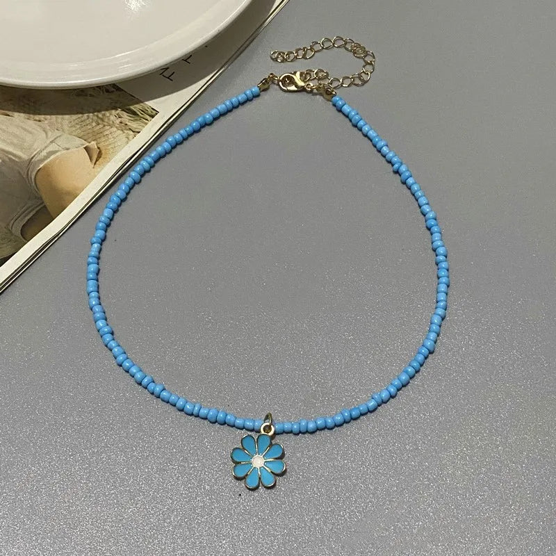 Collana di perline di semi girocollo di fiori di nuova moda per ragazza donna collare con ciondolo regalo di gioielli per amico collana all'ingrosso