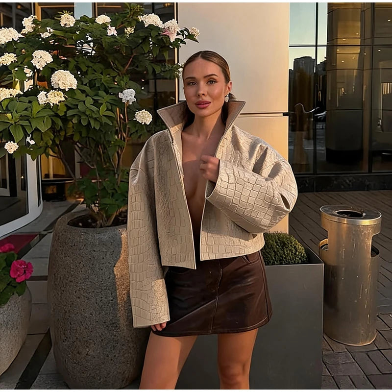 Giacca da donna in pelle PU tinta unita con colletto alla coreana e bottoni, cerniere, cappotto da donna, moda autunno 2026, capospalla femminile streetwear