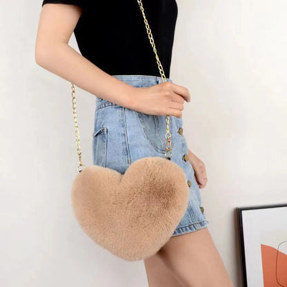 Borse a forma di cuore da donna alla moda Borse a tracolla in pelliccia sintetica carina Borsa a tracolla a catena in morbida peluche da donna Shopper Totes
