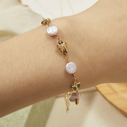 Bracciale con fiori margherita dolce Personalità della moda Bracciale con ciondoli con fiori estetici minimalisti per le donne Regalo di gioielli per feste di nozze