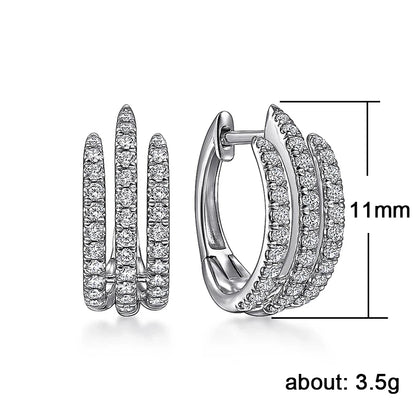Huitan Orecchini a cerchio semplici a tre linee con artiglio Orecchini a cerchio mini in cristallo di lusso con zirconi cubici per le donne Gioielli di moda moderni