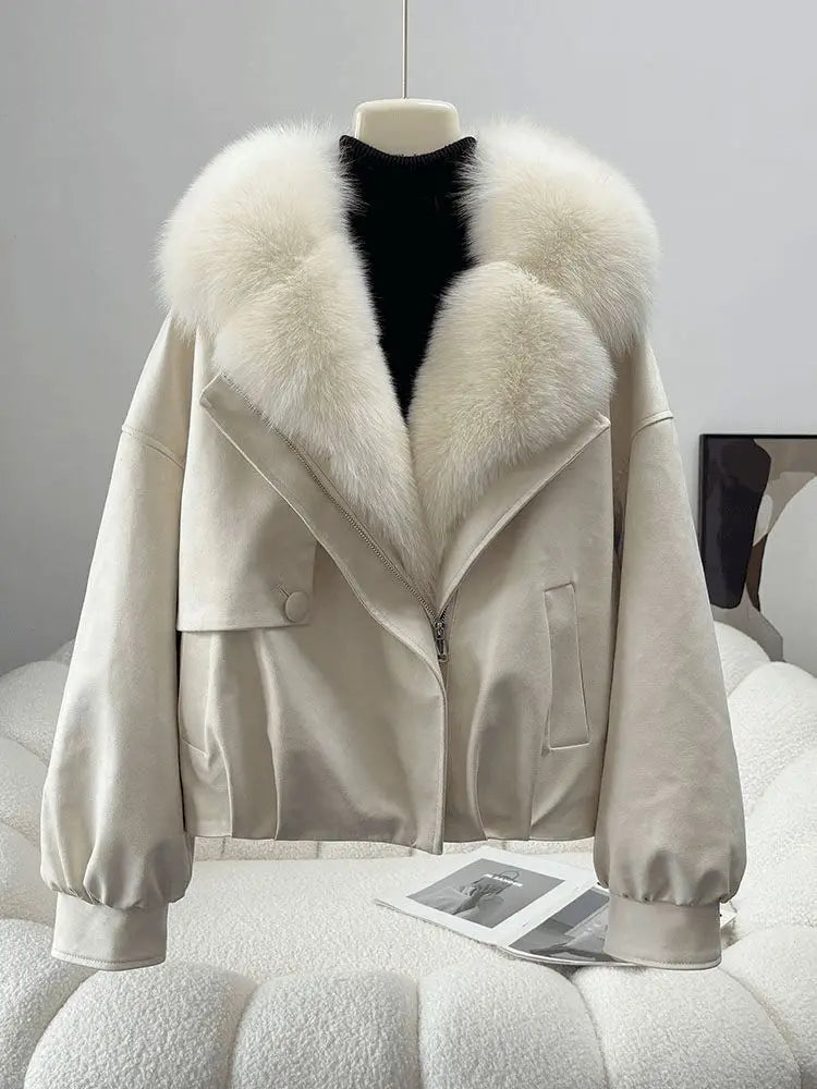 Cappotto Invernale Donna 2026 Nuovo Stile Estero di Nicchia, Corto in Cotone con Collo in Pelliccia Beige, Vestibilità Ampia e Versatile, Sottile
