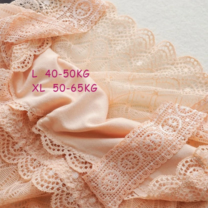 Summer Sexy Lace Camisole Tank Tops Women Beautiful Back Top Lady Seamless Hollow Out Elastic with Chest Pads Woman Clothing