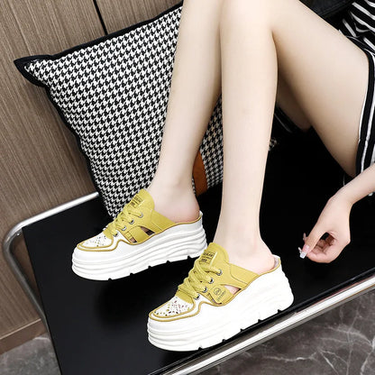 Estate nuovi sandali da donna moda traspirante aumento Baotou Semi-pantofole donna piccola scarpa bianca sandali Sexy Zapatillas