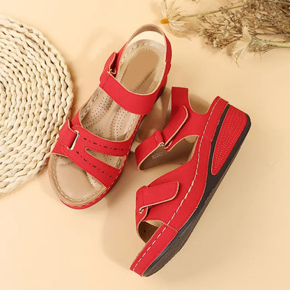 Sandali con zeppa estivi per donna 2025 Scarpe da spiaggia antiscivolo di nuova moda Donna Sandali con plateau casual leggeri Mujer Plus Size