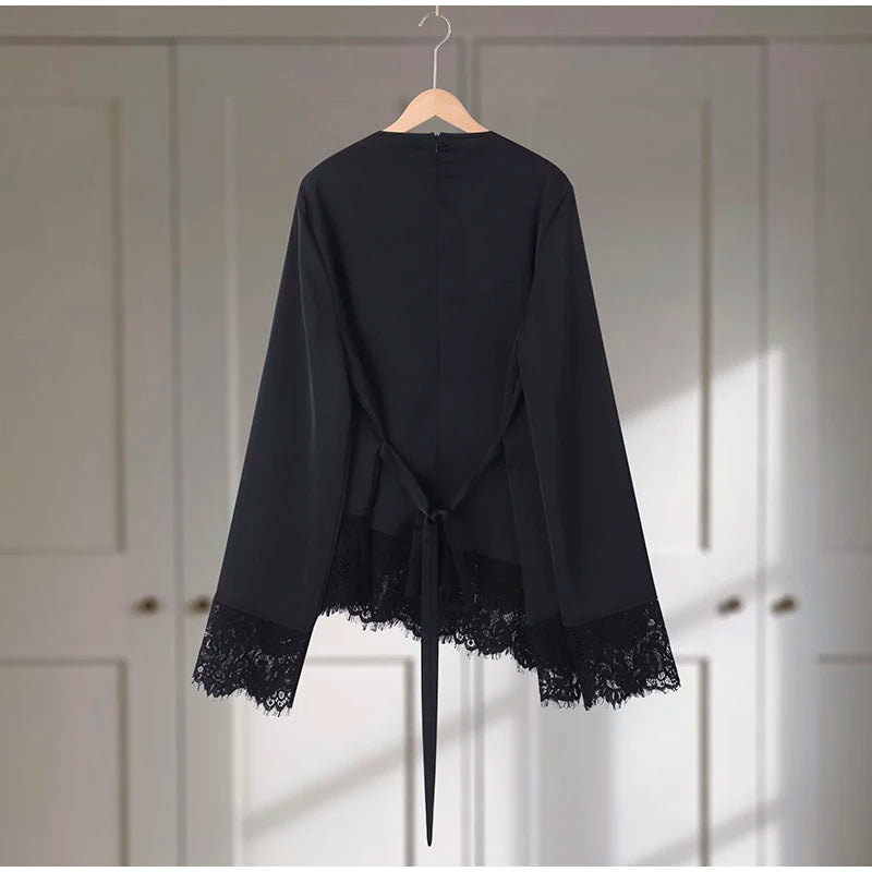 Top Casual con Inserti in Pizzo e Lacci, Pullover da Donna Slim con Cintura in Vita e Collo Tondo, Nuova Collezione Primavera 2026