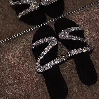 Sandales sexy pour femmes Plage d'été Bouche peu profonde Strass Défilé de mode pour femmes Chaussures confortables et légères Sandales féminines