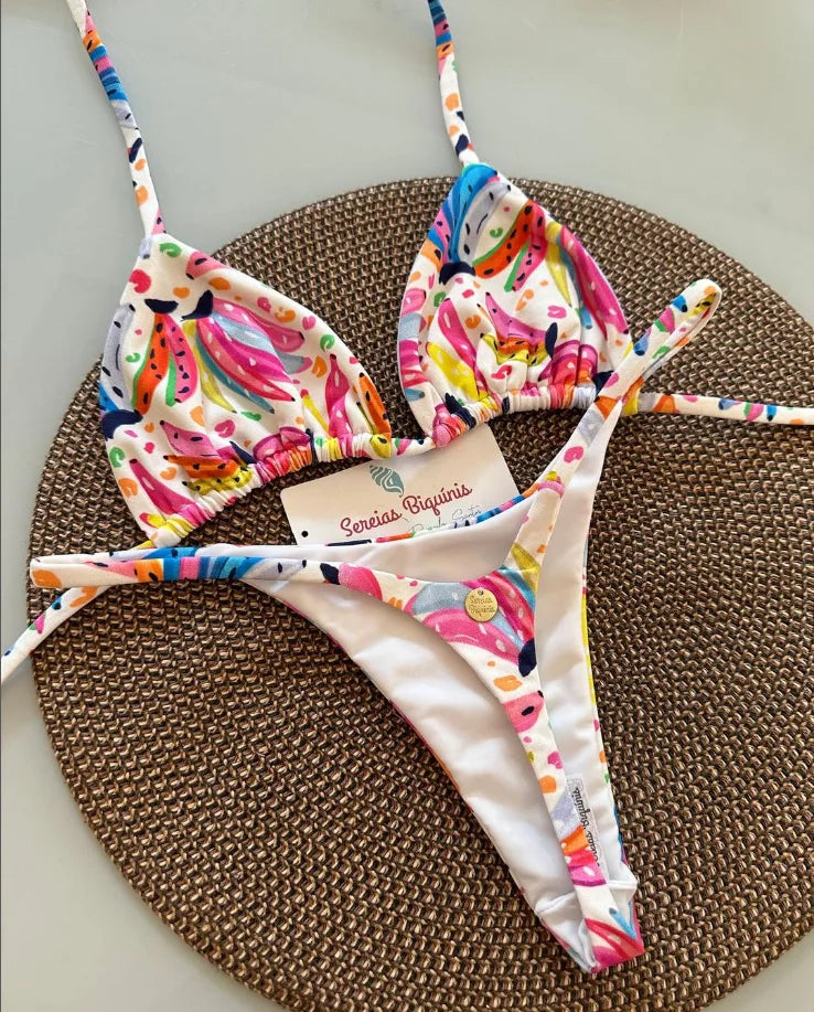 2026 Neuer sexy Micro-Bikini-Set mit Prints für Damen, Urlaub-Badeanzug, Schnür-Bademode, 2-teiliges Set, rückenfreier brasilianischer Biquini, Strandmode