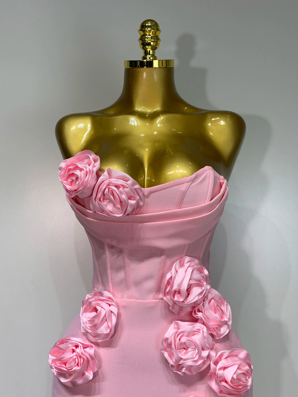 2025 Le più nuove donne sexy senza spalline backless fiore rosso vestito dalla fasciatura midi Celebirty eleganti abiti da sera per feste di compleanno
