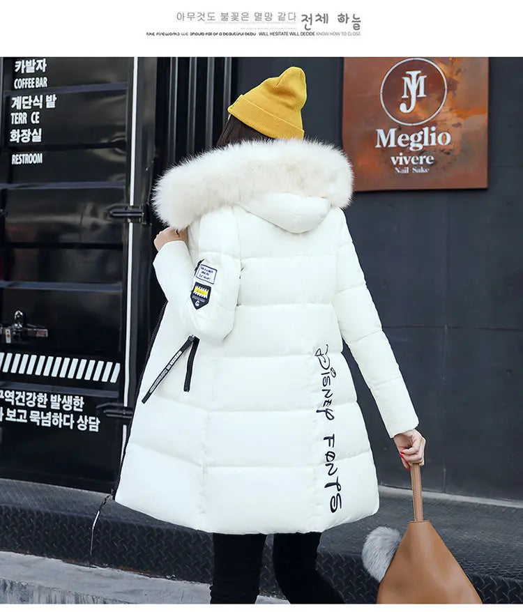 Parka Invernale da Donna con Cappuccio e Collo in Pelliccia, Giacca Lunga Elegante con Zip e Patch con Lettere, Calda e Spessa, Capospalla Femminile per la Neve